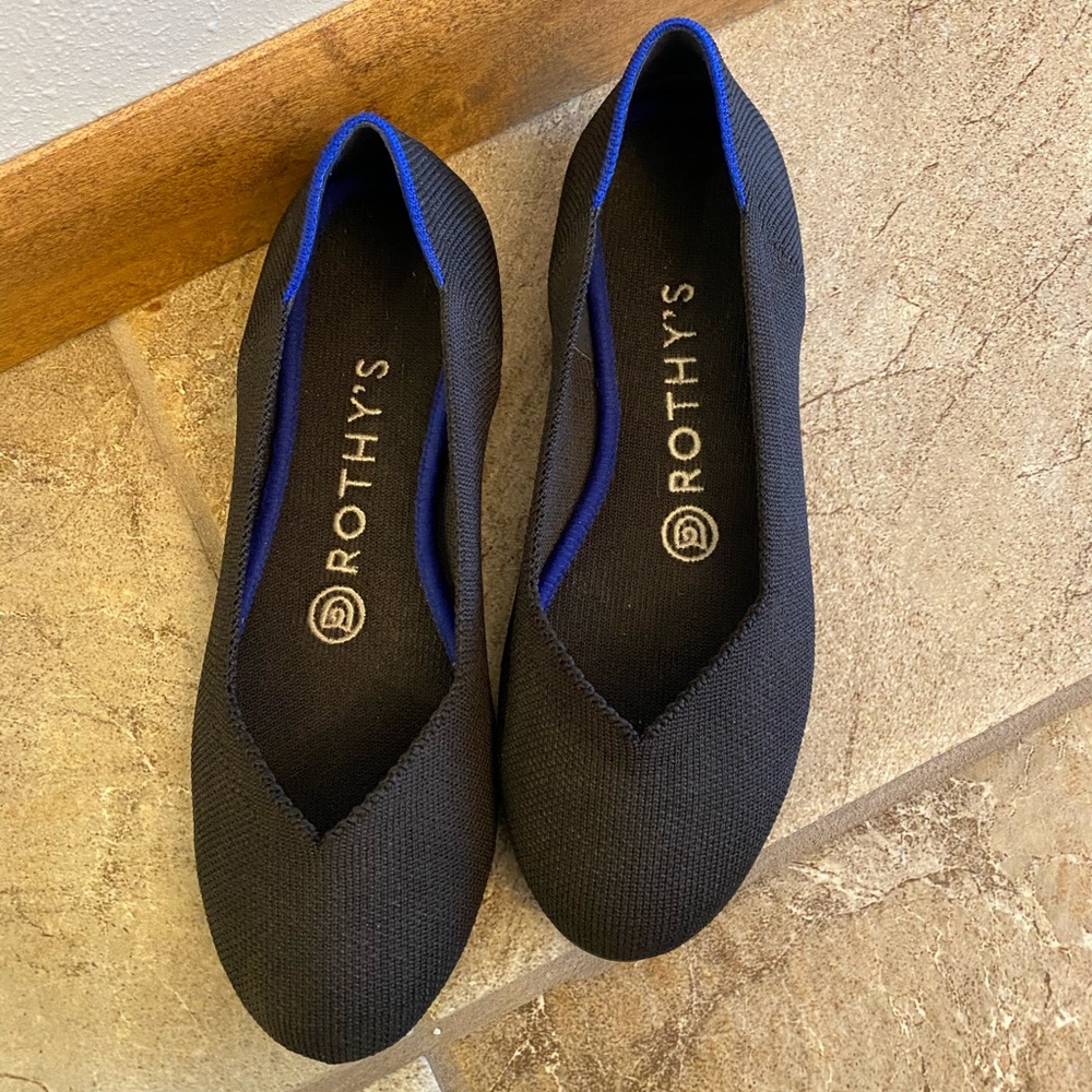 Rothy’s Black Solid Flats
